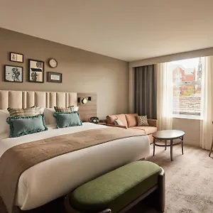 4* Hotel Cosmopolitan